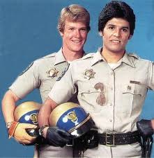 C H I P S Officer Jon Baker Larry Wilcox And Officer Frank Ponch Poncherello Erik Estrada Movie Stars Tv Shows 70s Hits