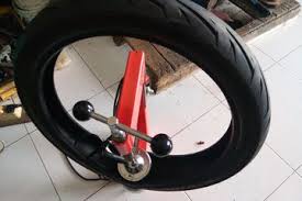 Harian banyumas 30 september 2013 by harian banyumas issuu. Kabar Gembira Ada Cara Baru Tambal Ban Tubeless Udah Gak Zaman Main Tusuk Semua Halaman Motorplus