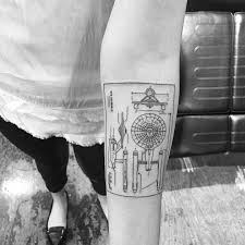 The subject of your tattoo can be anything, from your favorite alien species, to your favorite character, to your favorite vessel, to your favorite incarnation of captain kirk just as the universe is expansive beyond our wildest imagination, so is the variation available to customize your star trek tattoo. Pin On Star Trek Tattoo Ideas