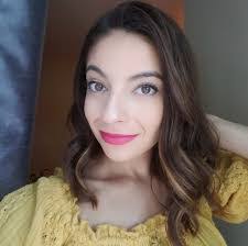 Rachael Piper's Instagram, Twitter & Facebook