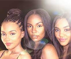 This young lady just not has acting abilities but also blessed with an angelic voice. Mcclain Sisters Hairstyle Celebrity Families China Anne Mcclain