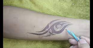 30 tato keren di tangan punggung lengan kaki simple 09 11 2019 gambar tato keren tato keren di tangan punggung lengan kaki dada 3d tato lengan keren pria di dada wanita dan juga di leher tato yang keren untuk wallpaper. Terkeren 19 Gambar Tato Keren Sederhana An Error Occurred From Ponlon Com 15 Tato Di Kaki Ini Keren Banget Sederhan Gambar Tato Tato Suku Tato Untuk Pria