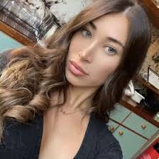 Alexandra Price (allyjayneprice)