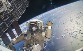 Resultado de imagem para terra vista do espaÃ§o