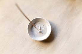Picasso Incense Holder In Spotty White Ready To Ship Rami Kim Studio Diy Clay Crafts Diy Air Dry Clay Incense Holder