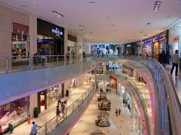 It has a total retail floor area of 502,000 square metres (5,400,000 sq ft). Culture Entertainment The Dubai Mall Opens Virtual Store On Nooncom