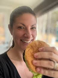 Dawn Moline's Instagram, Twitter & Facebook