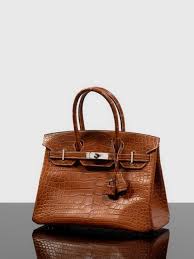 The birkin bag was famously created for jane birkin by the ceo of hermès in 1981 after he sat she only uses one birkin at a time and carries her bags until they wear out. Hermes Sac Birkin 30 Cm En Alligator Du Mississippi Fauve Mat Alligator Mississippiensis Ii B Pique Sellier Blanc Garnitur Auktionen Preisarchiv