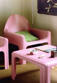 Vintage Modern Chairs Table In Pink Gae Aulenti For Kartell 1974 Chair Design Modern Vintage Furniture Design Furniture Design