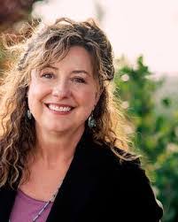 Mariah Eaton's Instagram, Twitter & Facebook