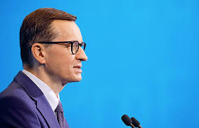 Find the perfect mateusz morawiecki stock photos and editorial news pictures from getty images. Mateusz Morawiecki Janosik W Wersji Pis Polityka Pl