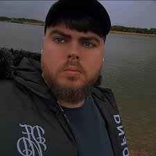 Anyone selling a gta account Xbox series x decent level above 100, modded  cars and fits and decent money ?