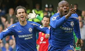 William eric gallas (born 17 august 1977) is a french former professional footballer who played as a defender. William Gallas Former Chelsea Arsenal And Spurs Defender Retires From Football Daily Mail Online