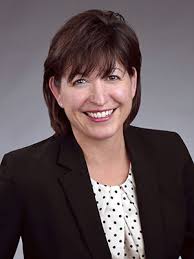 Mitzi Montoya's Instagram, Twitter & Facebook