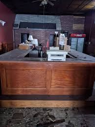 Only bar open 7 days a week till 2am. Bar Restaurant With Two Residential Apartments And Basement