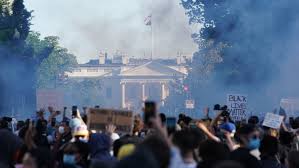An hour before the 11pm curfew (4am uk time) police fired a major barrage of tear gas stun grenades into the. Tear Gas Clears Path For Trump To Visit Church The New York Times