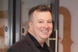 Mike Royle's Instagram, Twitter & Facebook