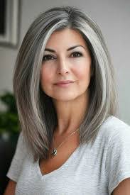 Carla Moeller's Instagram, Twitter & Facebook