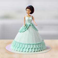 Discuss with us her favourite princess doll and make it a memorable one. Send Barbie Doll Vanilla Fondant Cake Online Gal20 94985 Giftalove