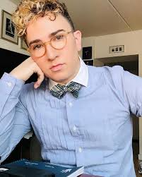 Tell me about your mother. #psychology #ralphlauren #rugbyralphlauren  #guysinglasses #friedrichsoptik #tuxedoshirt #chambray #curls  #glaadmediaawards