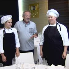 Karlos arguiñano, the most famous cooker in spain, gives us the best and cheaper recipes from his kitchen. Video Alta Demanda Por Una Plaza En La Escuela Aiala De Zarautz Sociedad Eitb