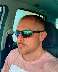 FAIXA MARROM 🟫🟫⬛️🟫 . Graduação: 22-11-2023 🥋 . . No jiu-jitsu, a  jornada é tão importante quanto a chegada. Aqueles que cultivam a paciência  e abraçam a persistência encontram não apenas sucesso