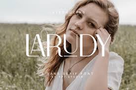 Victoria Font's Instagram, Twitter & Facebook