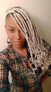 White Faux Locs With Undercut Naturalista Protectivestyle Fauxlocs Whitefauxlocs Greyfauxlocs Faux Locs Styles Pretty Braids White Blonde