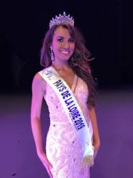 Yvana Cartaud Elue Miss Pays De La Loire 2019 Pour Miss France 2020 Miss France Miss Bourgogne Miss Guyane
