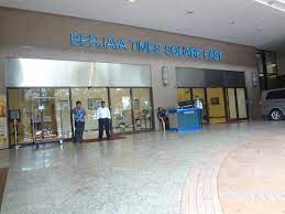 Get complete information including history, pictures, best time to visit, recommended hours, address and much more. Kl Better Apartment At Times Square Kl Kuala Lumpur Updated 2021 Prices