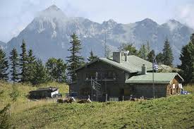 Mit einem letzten winterlichen gruß das dav haus spitzingsee befindet sich im herzen der alpenregion tegernsee schliersee nur 100 meter vom. Das Taubensteinhaus Am Spitzingsee Bergsteiger Magazin