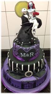 The nightmare before christmas wedding cakes! Pin On Nightmare Before Christmas