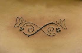 60 Infinity Tattoo Designs And Ideas With Meaning Updated On March 12 2020 Tochter Tattoos Unendlichkeitssymbol Tattoos Freunde Tattoo