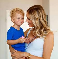 Chiara ferragni she is the fashion blogger. Chiara Ferragni Mamma Di Leone Ecco Come E Cambiata