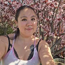 Does anyone put rabbit poo & their used straw in their compost bin ?