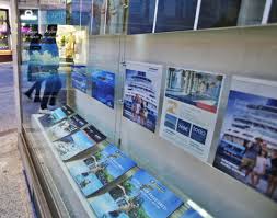 Consulta las ofertas de viajes hacia o desde tarragona y reserva tus billetes baratos en la web oficial de es importante hablar del portal de san antonio y por supuesto del puerto de tarragona, que da mucha vida a esta ciudad, además de convertir a este. Covid19 Las Agencias De Viaje Empiezan A Sufrir Graves Perdidas Por El Coronavirus Radio Algeciras Cadena Ser