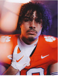 Kentucky basketball recruits 8-foot twins