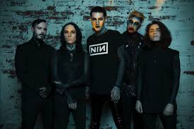 Motionless In White S Novo Video Another Life Https Ift Tt 2lq9tp7 Motionless In White Black Veil Brides Andy White Band