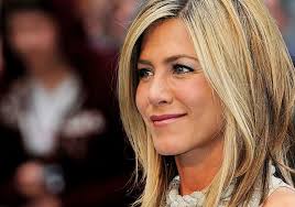 Jennifer aniston has addressed her friends cast project again. Can Jennifer Aniston And Angelina Jolie Be Friends Now That They Ve Both Divorced Brad Pitt