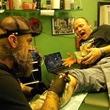 leo plato (@clownaroundJoJo)