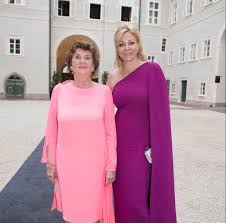 Und wie geht es mit der bundesregierung weiter? Helga Rabl Stadler Nadja Swarovski Picture By Swarovski Diplomat Magazine