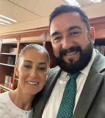 Ulises Lara López (@uliseslaraoficial) • Instagram photos and videos