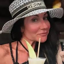 Top 147 UGC Creators in Glasgow, GLG: Find & Hire UGC Glasgow, GLG Creators 