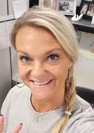 Rae Stump's Instagram, Twitter & Facebook