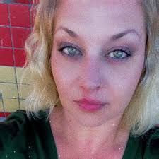 Are there any places hiring in Lorain, Ohio, for a high school junior with  no experience?