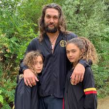 Momoa played the part of aquaman in dc's movie extended universe. Jason Momoa Opens Up About Wife Lisa Bonet And Their Kids In New Interview