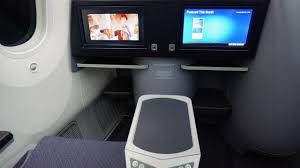 3 hours, 13 minutes cabin and layout: Choosing The Best Business Class Seats On United S 787 Dreamliner They Re Not All The Same
