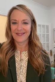 Nanette Hall's Instagram, Twitter & Facebook