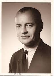 Bob Saw's Instagram, Twitter & Facebook