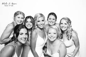 Black And White Photo Booth Wedding Niagara Black And White Photo Booth In 2020 Photo Booth Farm Photo Photo Booth Company